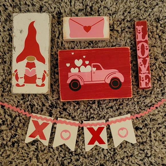 Valentines Day Tiered Tray Decor Set - Picture 1 of 1